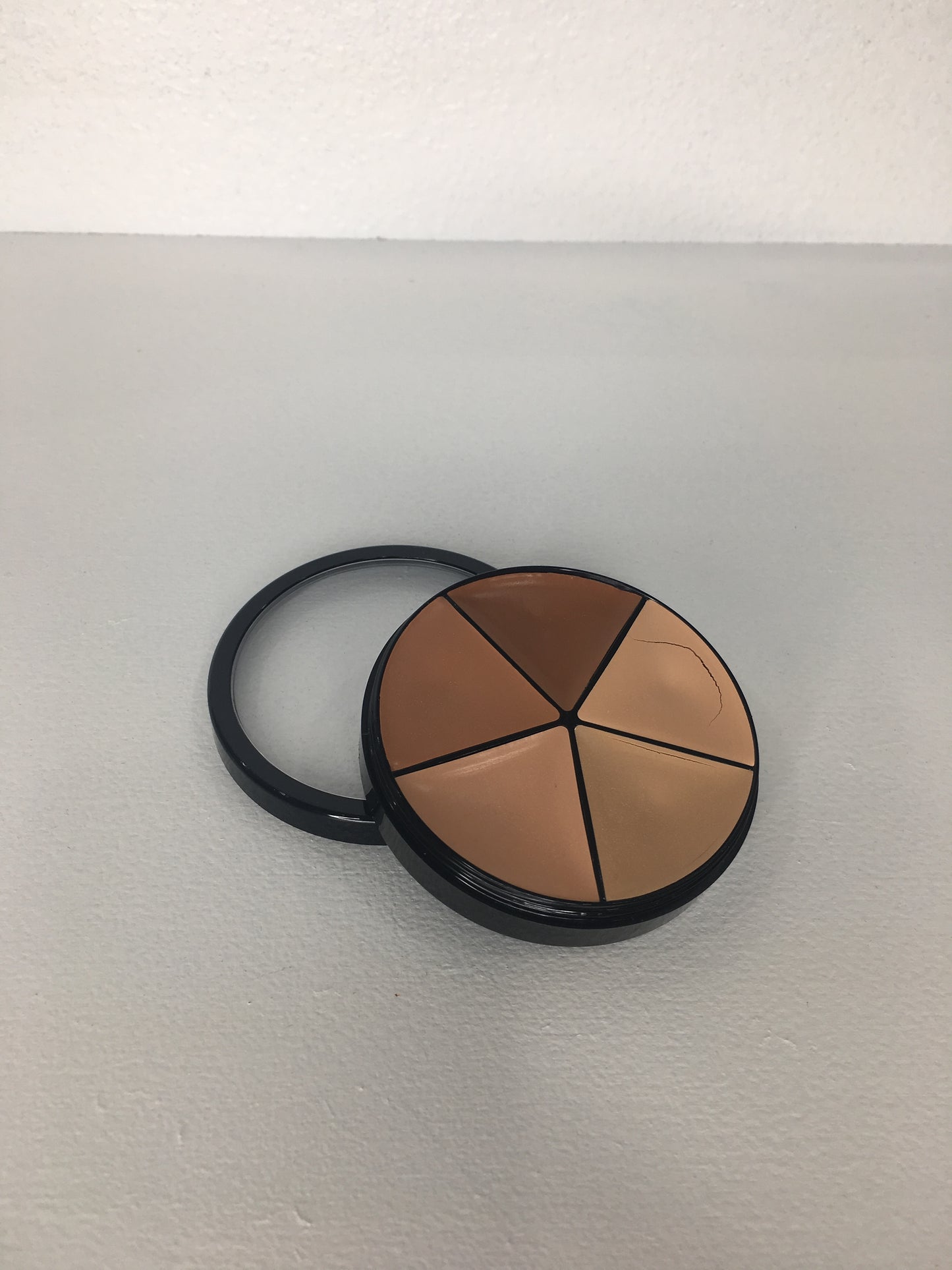5 Wheel Concealer